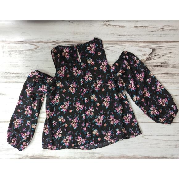 Lily White Floral Cold Shoulder Blouse Sz Medium - Picture 5 of 7